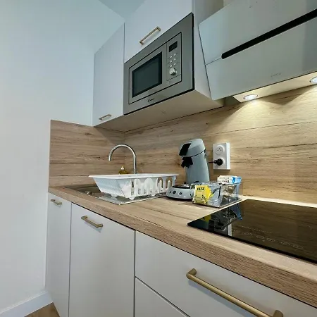 Апартаменты Cosy 1 Personne N6 *